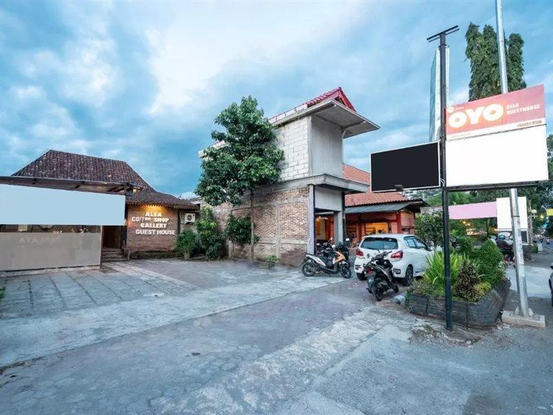 Muntilan Oyo 2380 Alea Guesthouse מראה חיצוני תמונה