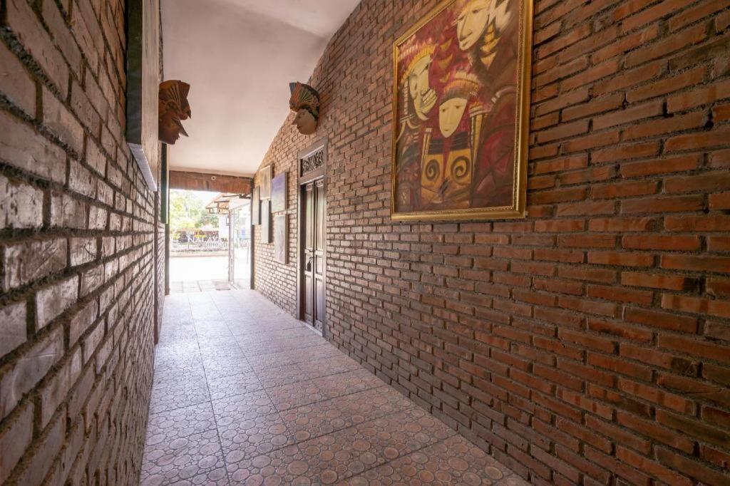 Muntilan Oyo 2380 Alea Guesthouse מראה חיצוני תמונה