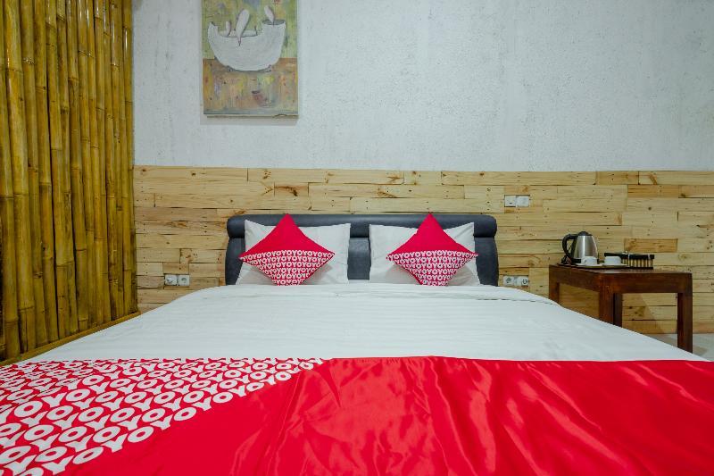 Muntilan Oyo 2380 Alea Guesthouse מראה חיצוני תמונה
