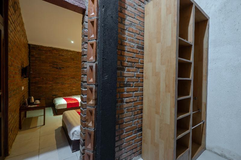 Muntilan Oyo 2380 Alea Guesthouse מראה חיצוני תמונה